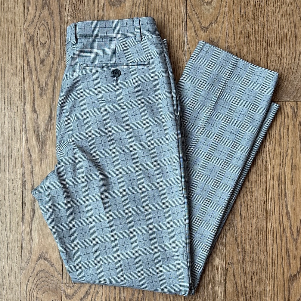 Tommy Hilfiger Men’s Dress Pants – Size 34x30 – Classic Black with White Plaid